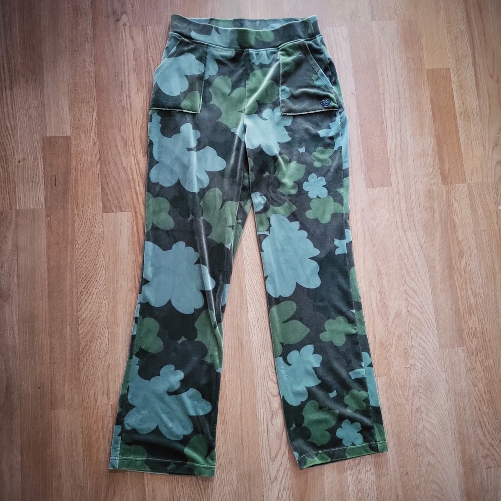 JUICY‎ BY JUICY COUTURE Camouflage Velvet Flared Bell Bottom Pants - Medium